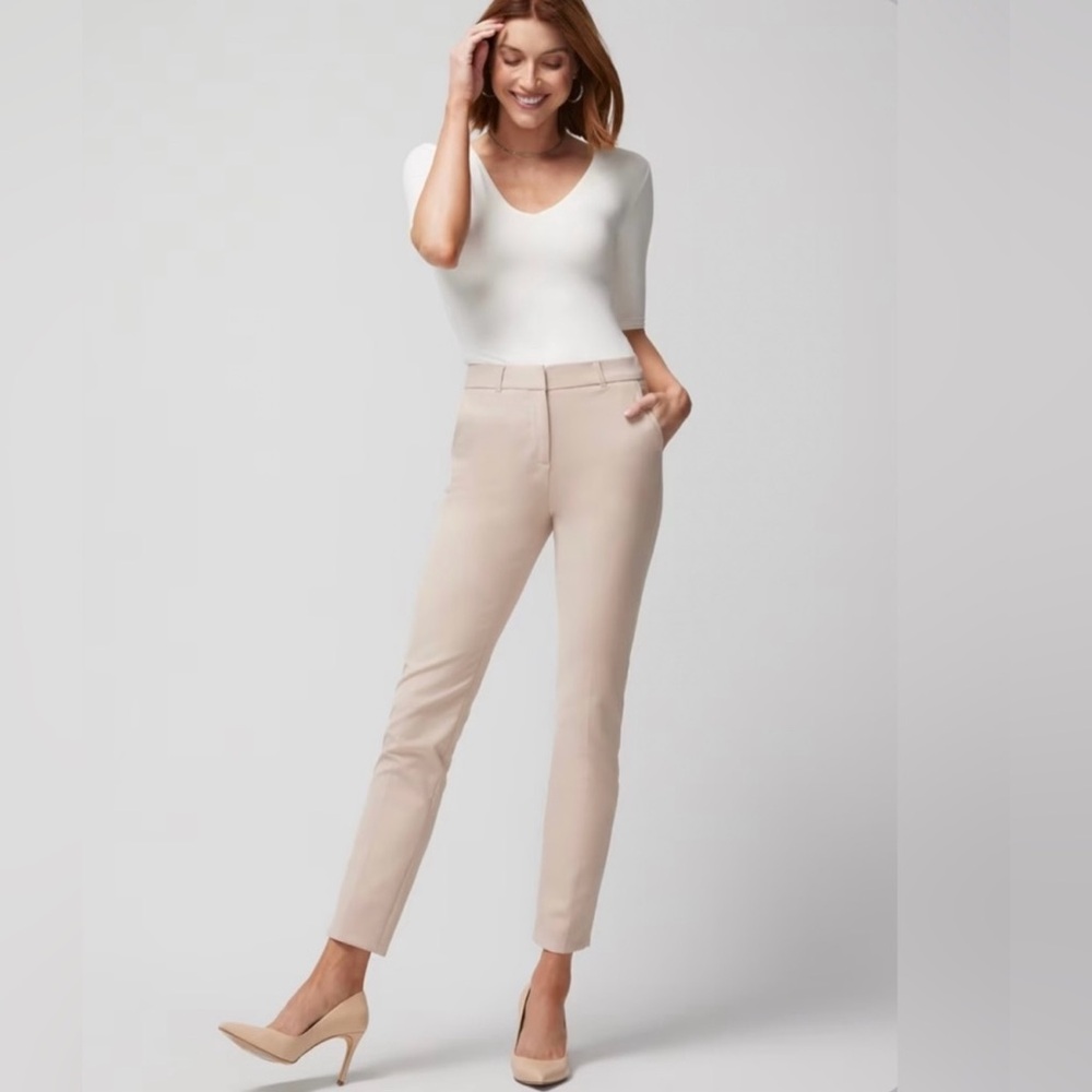 White House Black Market The Slim Ankle Biscotti Cream Pant Size 0 NWOT